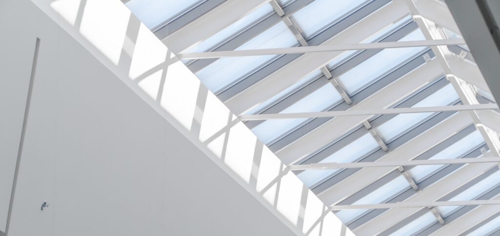 Vorm en schoonheid: schitterende architectuur in het wit